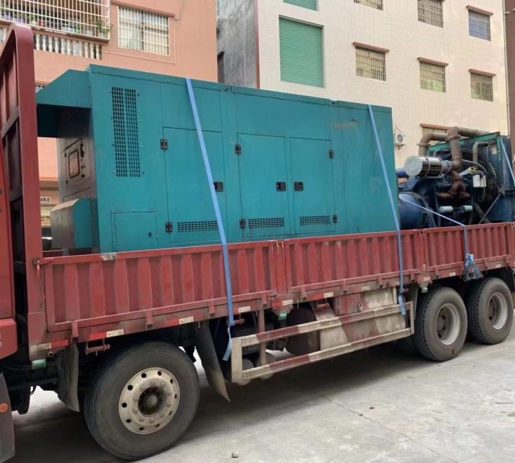 玛沁如何在不同负载率下确保 400KW 柴油发电机组的正常运行？