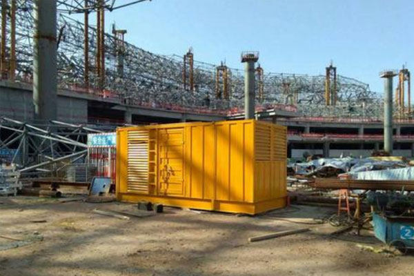 玛沁发电机出租如何判断空气滤清器是否需要更换？