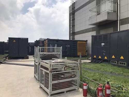 玛沁除了定期检查，还有哪些方法可以及时发现接触式转速表探头的磨损？